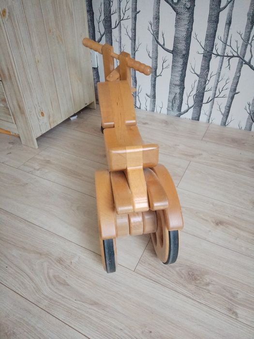 Drewniany motor jeździk