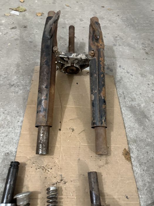 Комплект, вилка амортизатори та крила Panonia