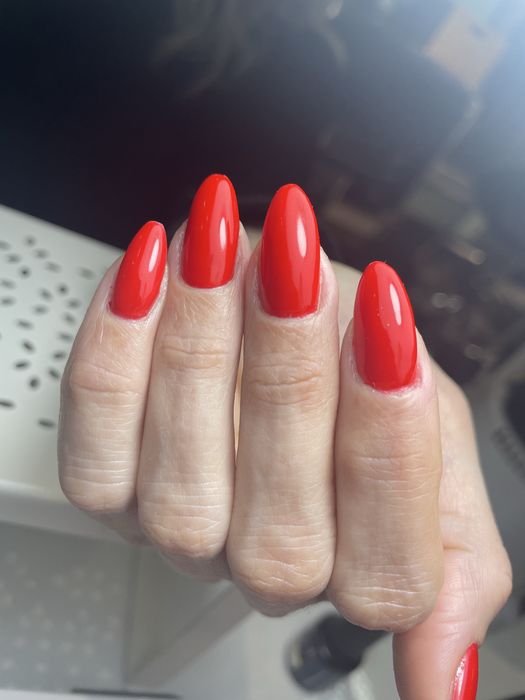 Unhas de gel acrilico ou verniz de gel