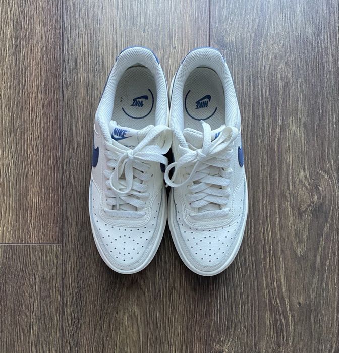 Кросівки жіночі Nike Court Vision Alta 38