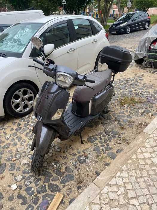 Moto Zahara 125cc