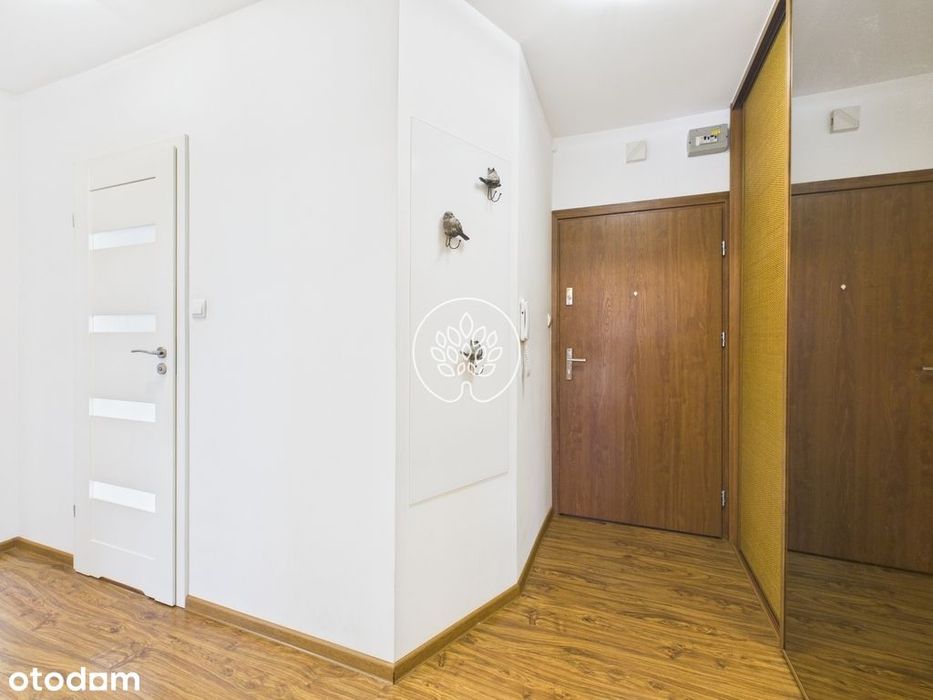 Mieszkanie 2pok 52 m2 /balkon/ piwnica/parking