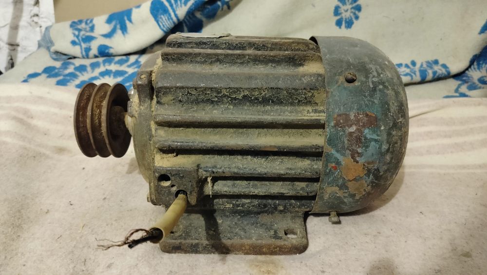 Електродвигуни робочі та різні