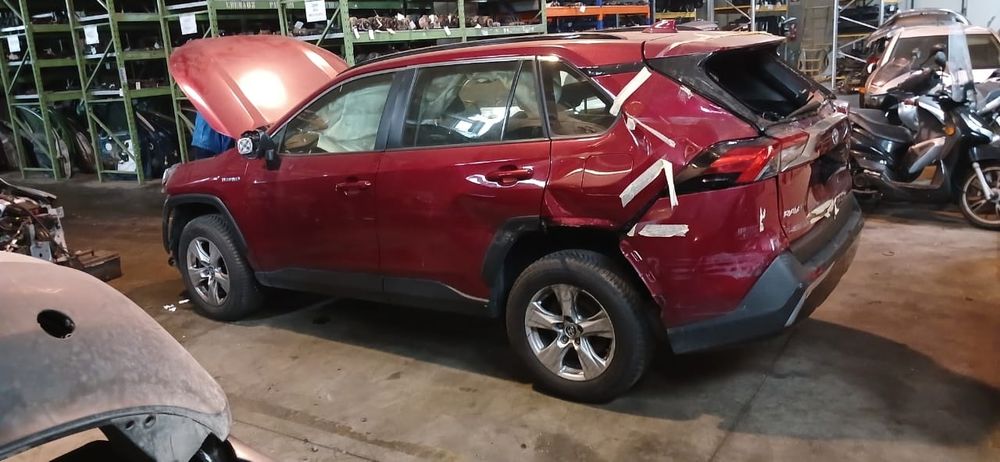 Розбірка запчастини шрот Toyota RAV 4 XA50 2016-.. РАВ Тойота