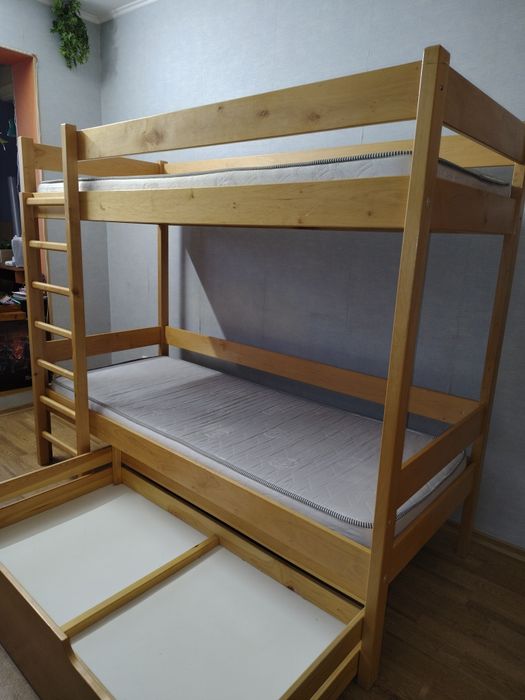Двухъярусная кровать. Спальное место 2м