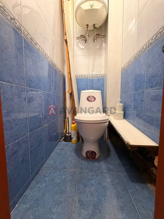 Продам 3 х.комнатную Тополь 3