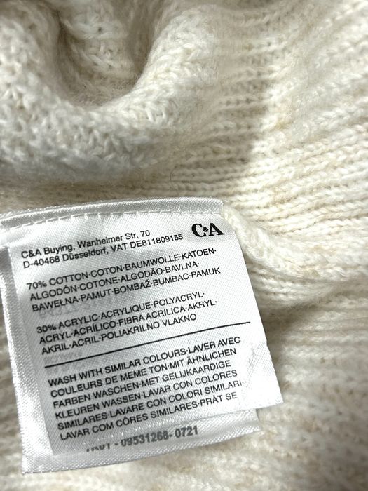 Жилет вязанный с горлом на замочке, большой размер.