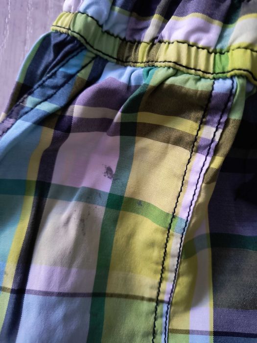 2 pary krótkich spodenek na 116 cm