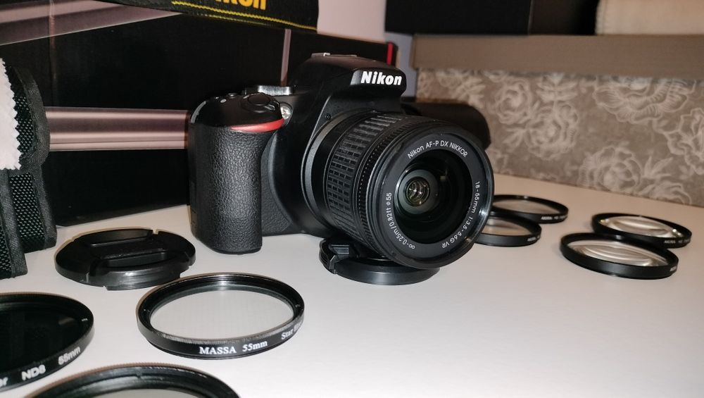 Lustrzanka Nikon D3500