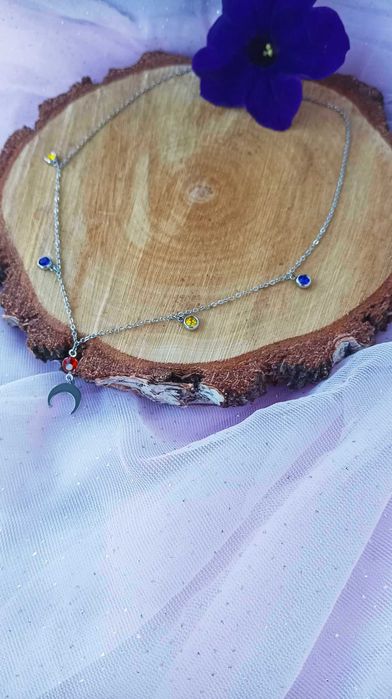 Łańcuszek z lunulą