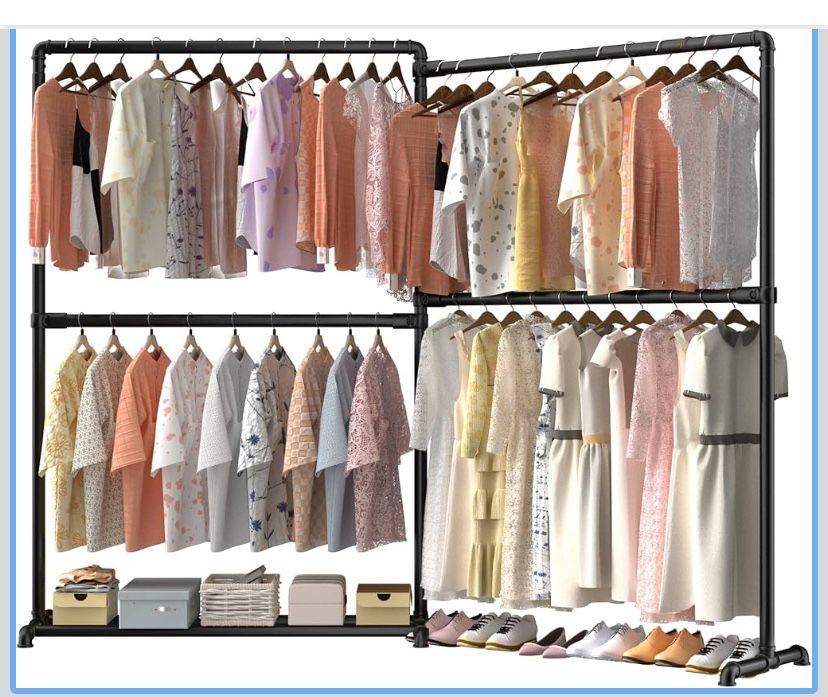 Duży solidny wieszak na ubrania