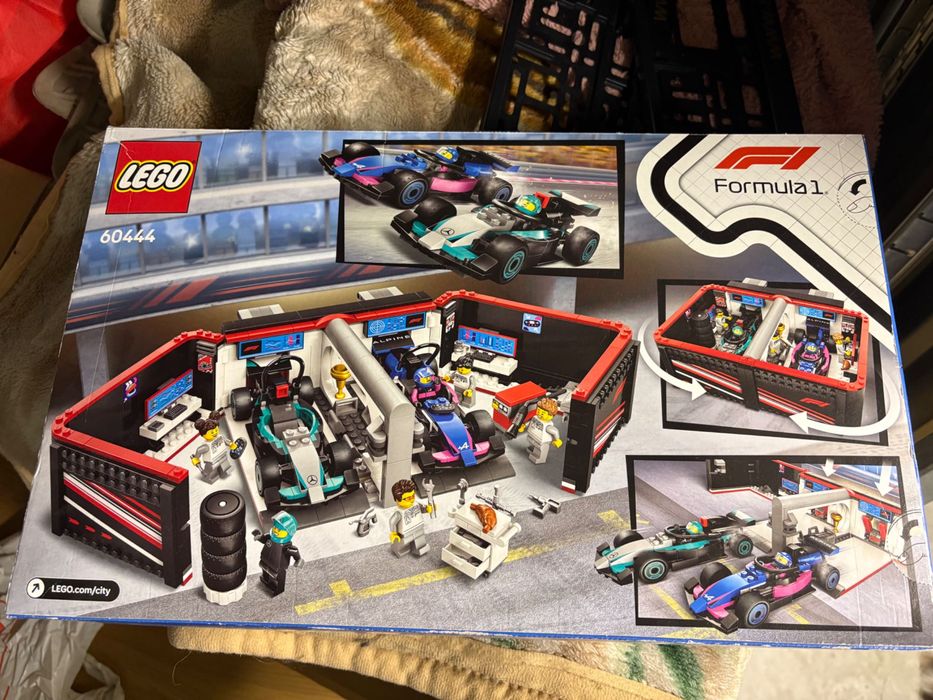 Lego City 60444 klocki F1
