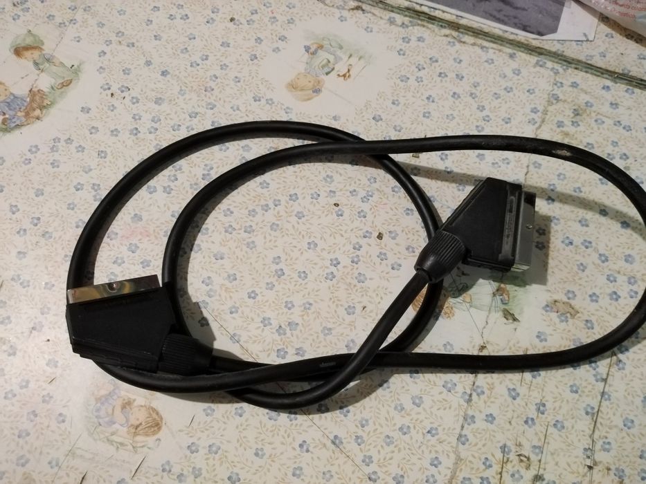 Selling video cable in good condition64283971008515122