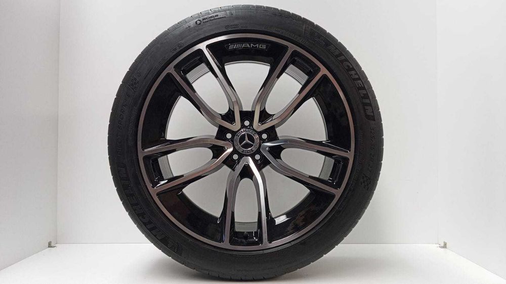 Conjunto 4 Jantes 22" 5x112 e Pneus  GLE  (JRK5461PIRELLIF_225X112)