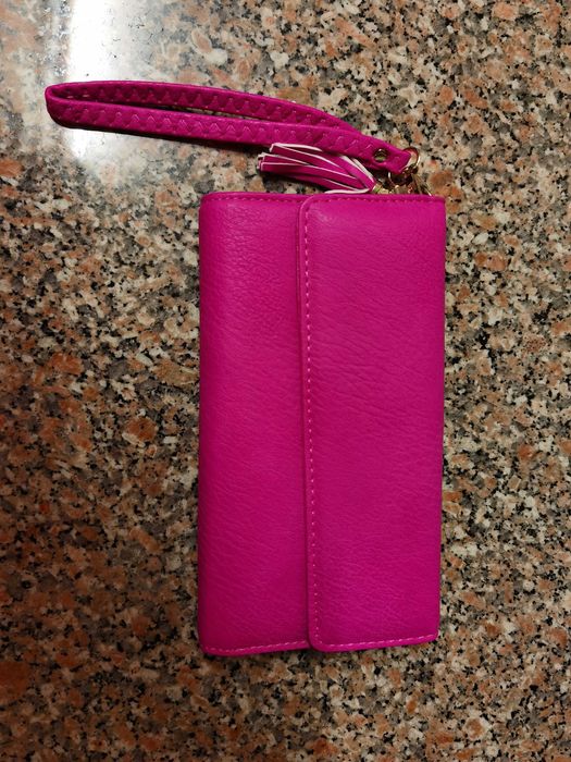 Várias carteiras a 3€