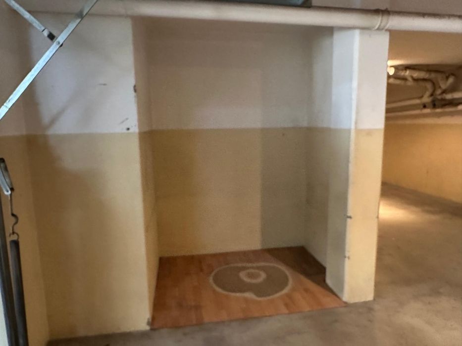 ALUGA-SE Garagem / Armazém com 60m² em Rio Tinto