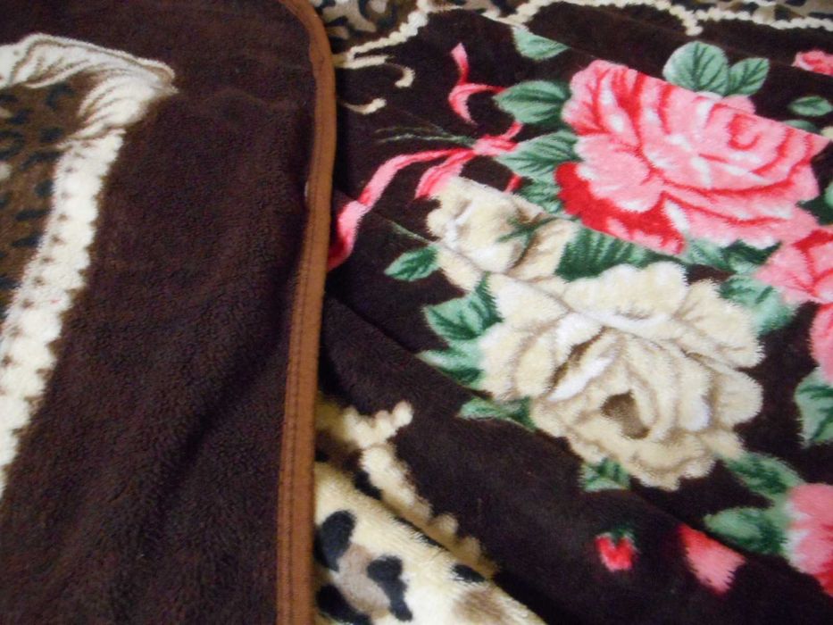 Теплый плед.одеяло,покрывала.