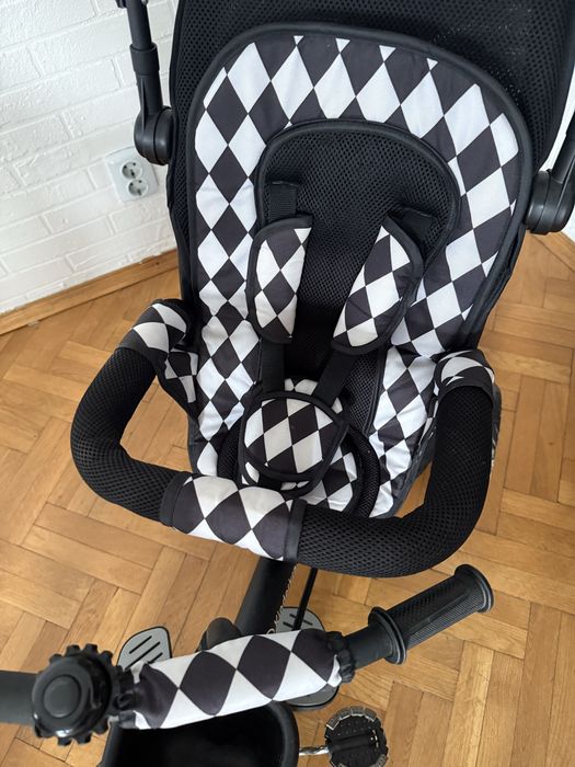 Rowerek wózek dzieciecy Kinderkraft. Nowa tapicerka.