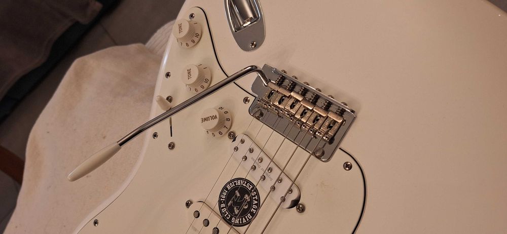 Fender Player Stratocaster Polar White