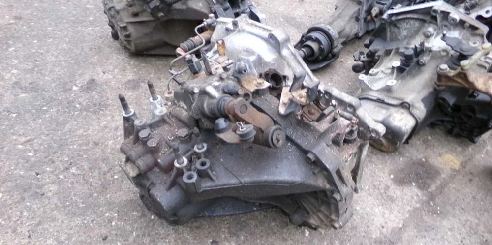 МКПП 2.0 4WD Mitsubishi Outlander (CU) 2003-2008 MN132 Роздатка