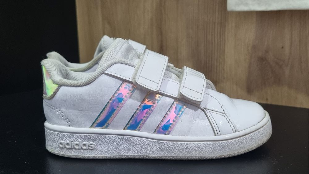 Adidasy dziewczęce