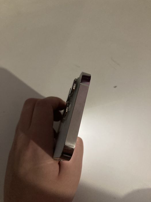 Продам iphone 14 pro 256gb silver