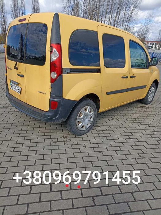 Автомобіль Рено кенго