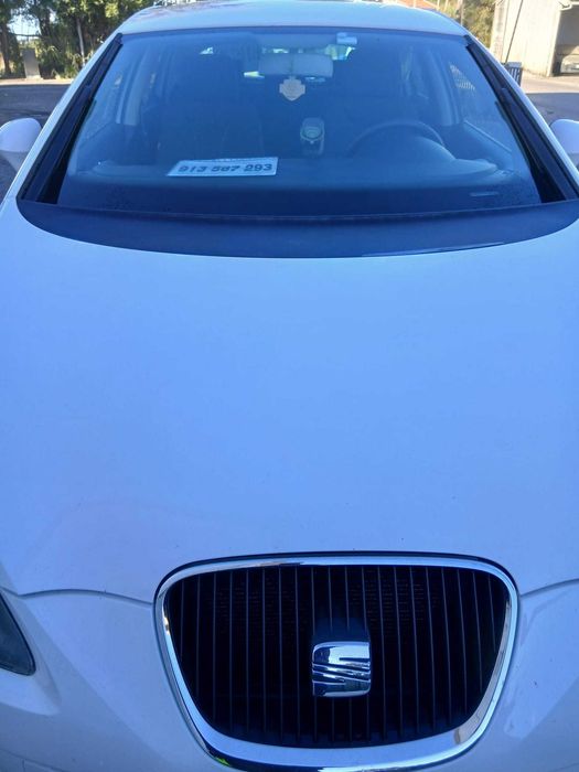Seat Leon 1.6 TDI — photo 2