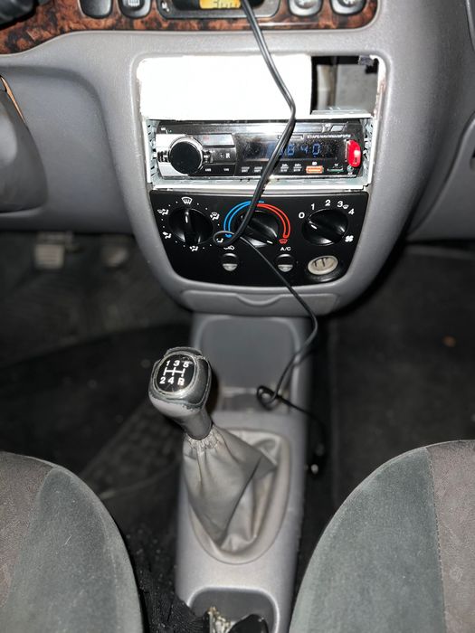 Vendo a carro em ótimo estado