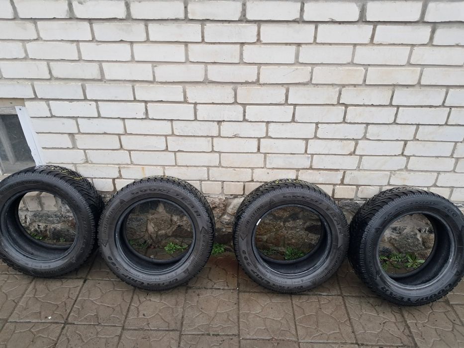 Шины Goodyear 215/60/16