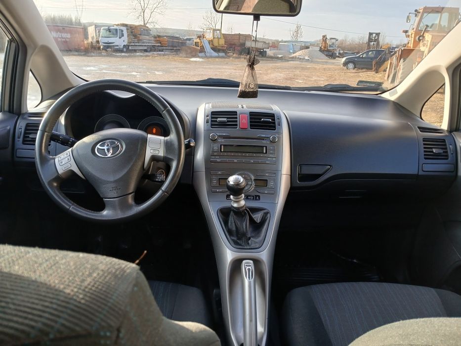 Sprzedam Toyota Auris z 2008roku 2.0Diselek.126/km.Klima