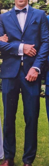 Piekny garnitur meski + koszula i futeral OKAZJA