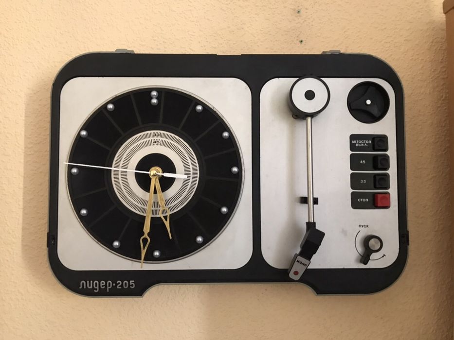 Часы настенные, ручная работа, подарок на именины! Винтаж