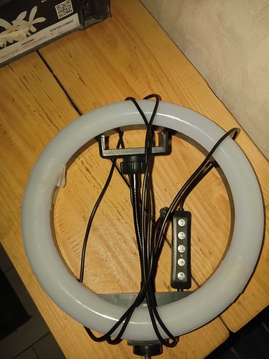 Кільцева LED Лампа.