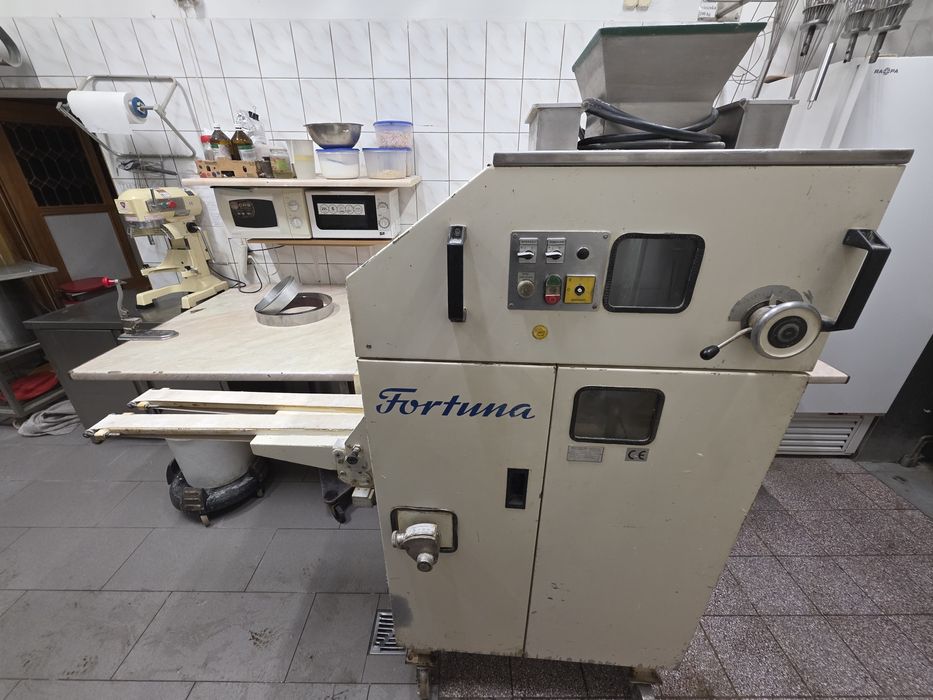 Fortuna KM K2 170 dzielarko-zaokrąglarka. Pączki, bułki itp