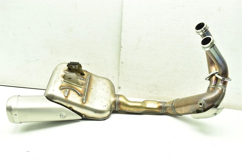 Escape original Yamaha YZF R7 2023