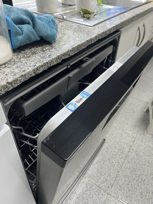 Máquina de Lavar Louça Beko - Como Nova