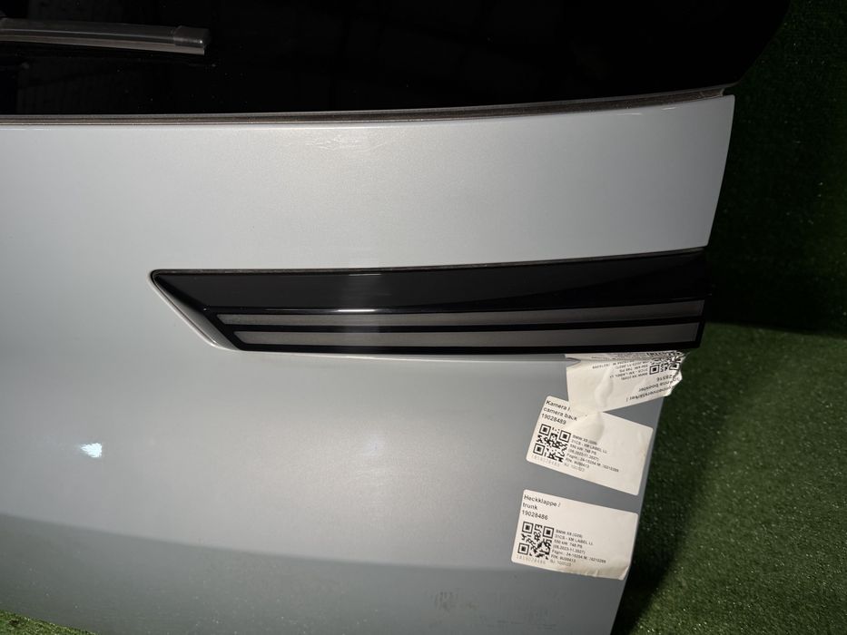 bmw xm ляда кришка багажника