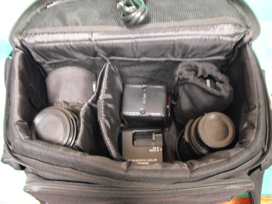 Aparat Nikon D7000 + obiektywy