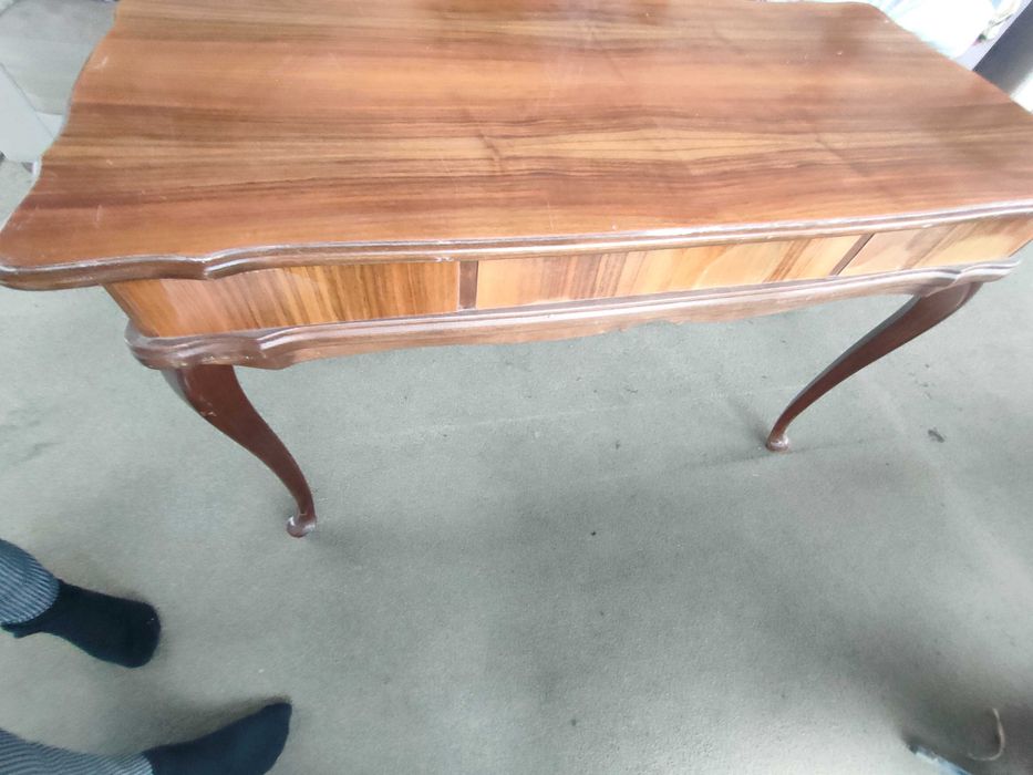 biurko w  stylu Ludwik