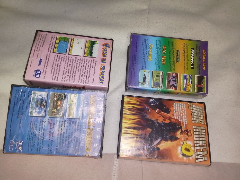 Продам  кейс от Sega игра