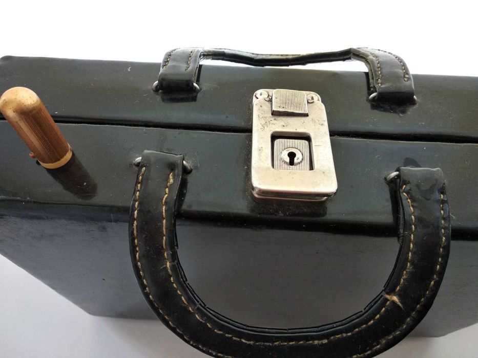 Раритетный саквояж