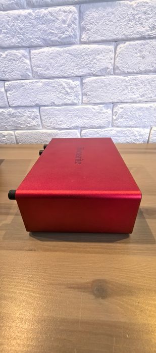 Interfejs audio Focusrite Scarlett 4i4 czwartej generacji