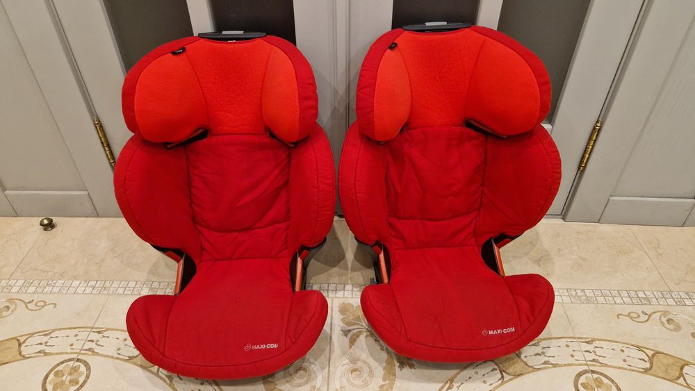 Автокрісла дитячі Maxi-Cosi RodiFix  (2 шт)