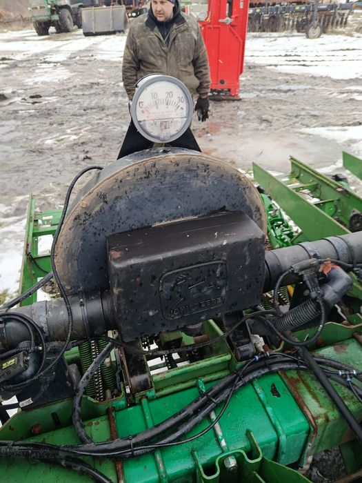 Сівалка Джон дір 7200