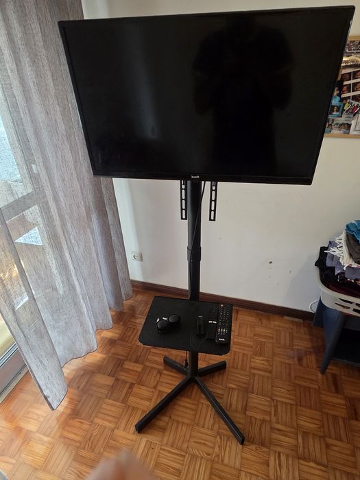 Televisão kunft full hd 60hz e suporte tv
