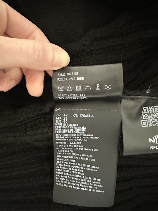 Prada Re-Nylon kurtka dzianinowa z kapturem – IT 42