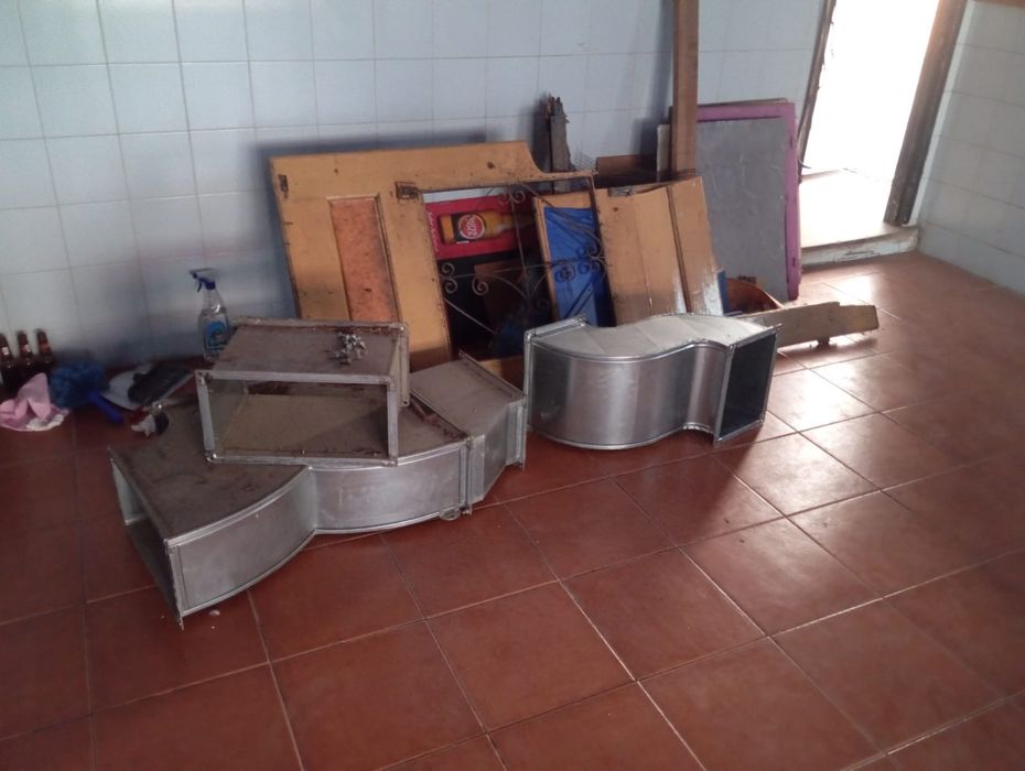 Vendo extrator de fumos com pouco uso