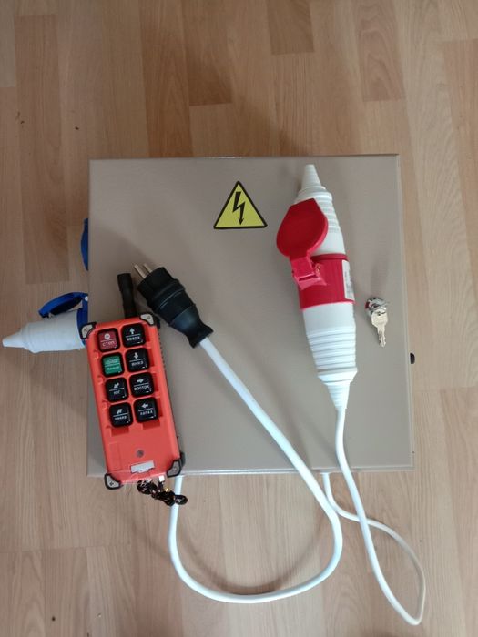 Щит радиоуправления буровой с частотником 2,2кВт, 4кВт