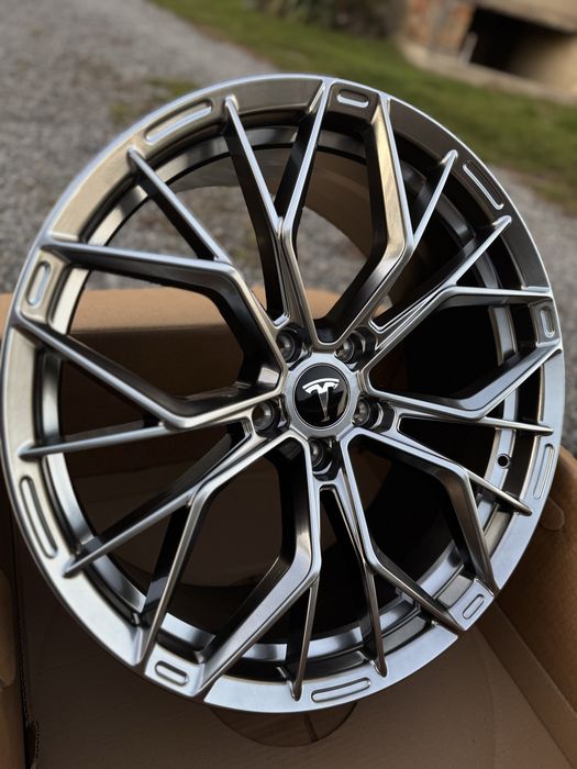Нові диски R19 5x114.3 TESLA 3 TOYOTA Camry Rav-4 Lexus NX RC ES RX